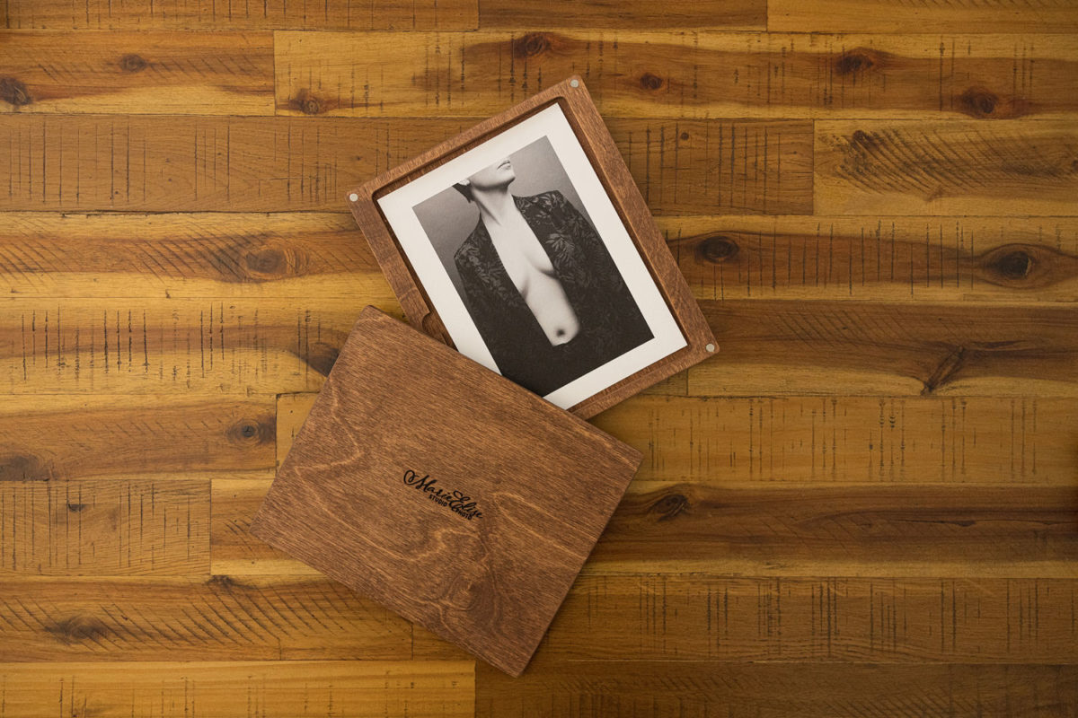 Boite en bois pour tirages papier 15x20 cm
