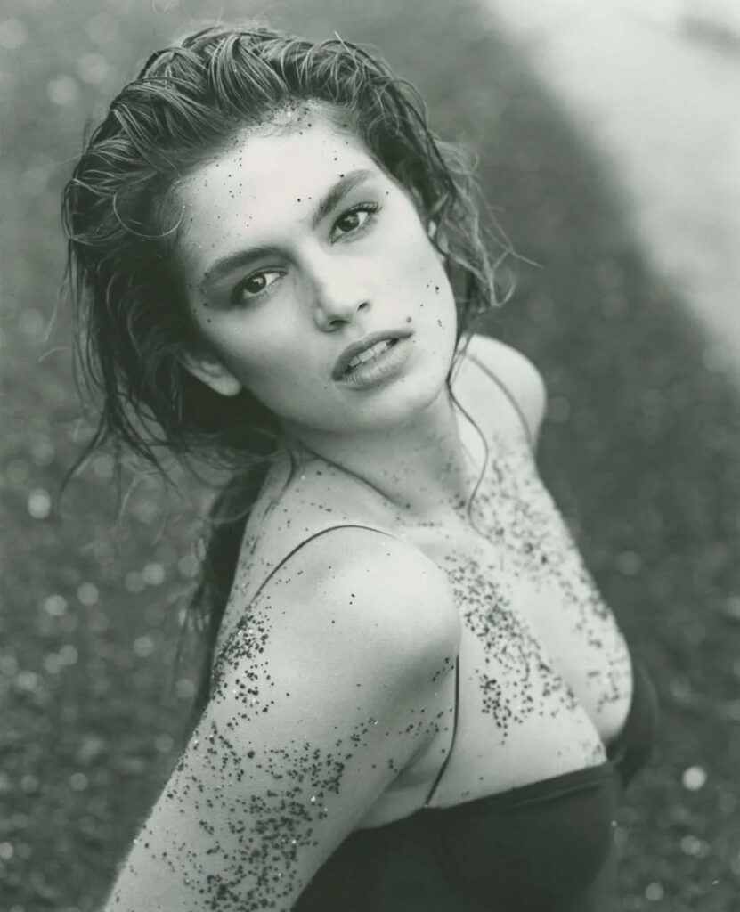 CINDY CRAWFORD, HAWAII, 1988, © Herb Ritts